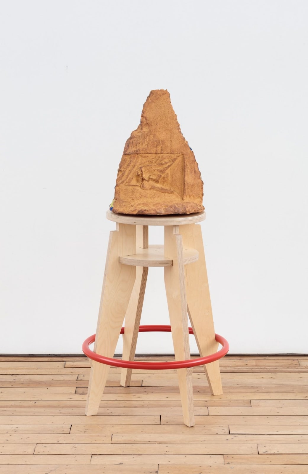 Pam Lins, she swipes shallow space by the slide drawer (tagging), 2018