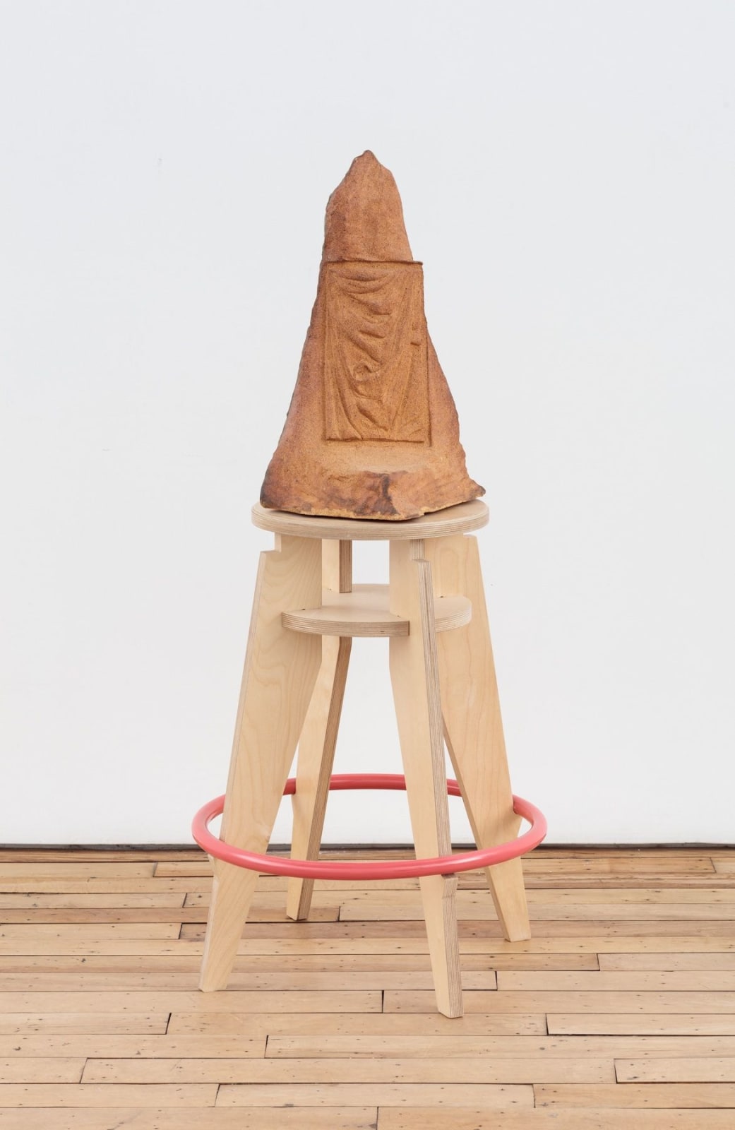 Pam Lins, she swipes shallow space by the slide drawer (folding), 2018