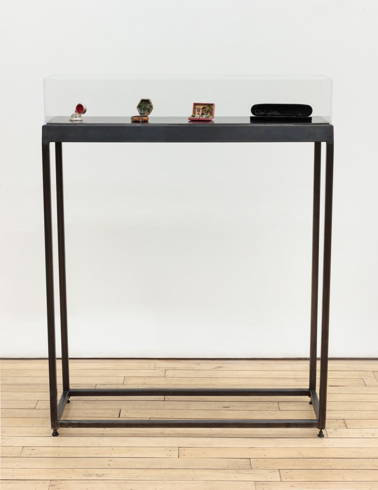 Curtis Talwst Santiago, He Knight Lineage, 2018