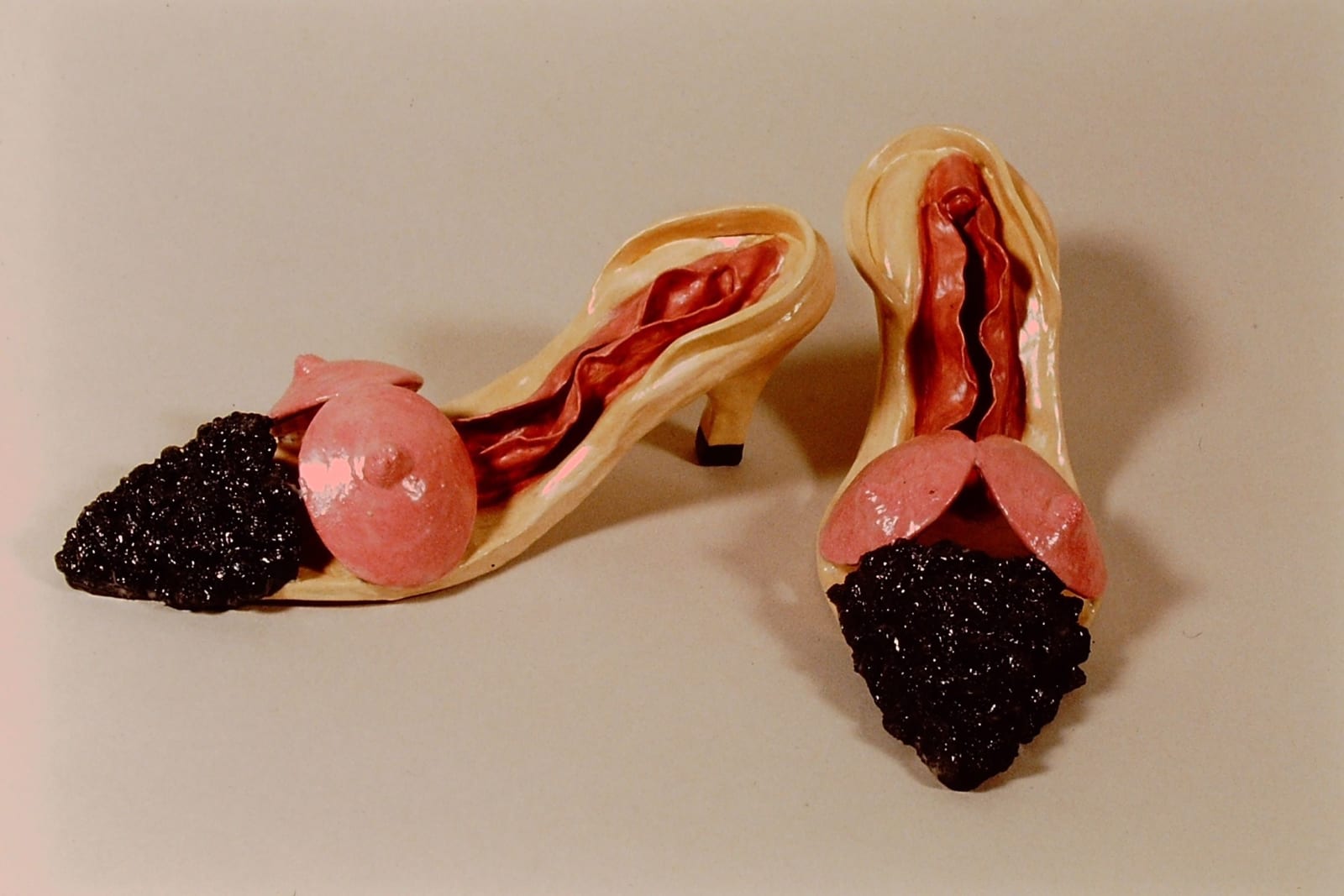 Eva Melas, Vagina shoes, 1998