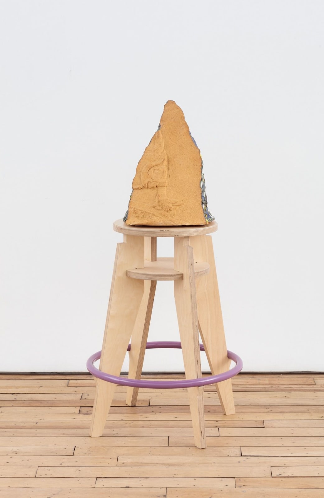 Pam Lins, she swipes shallow space by the slide drawer (verging), 2018