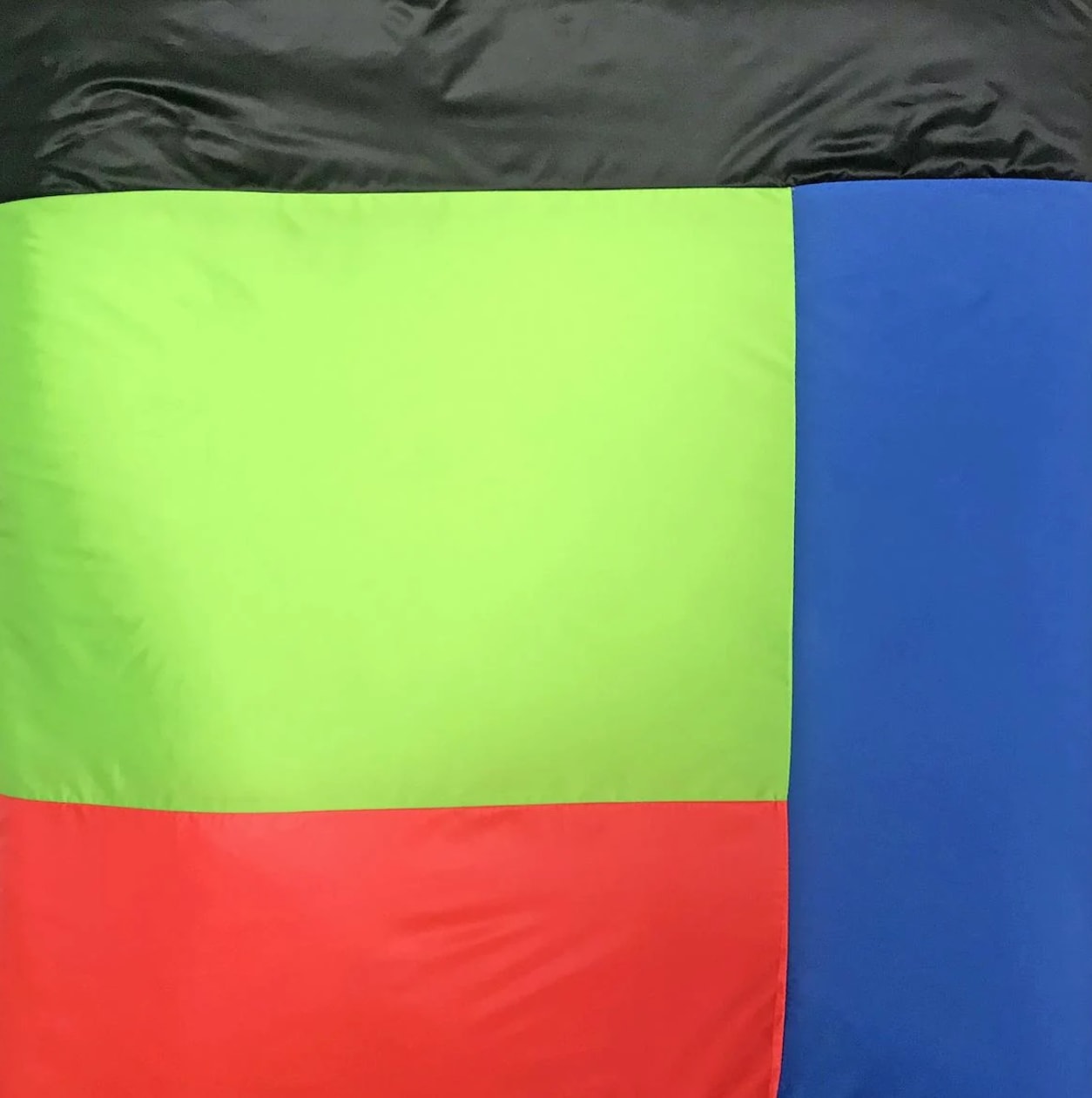 Mariadela Araujo, Flat pillow - I