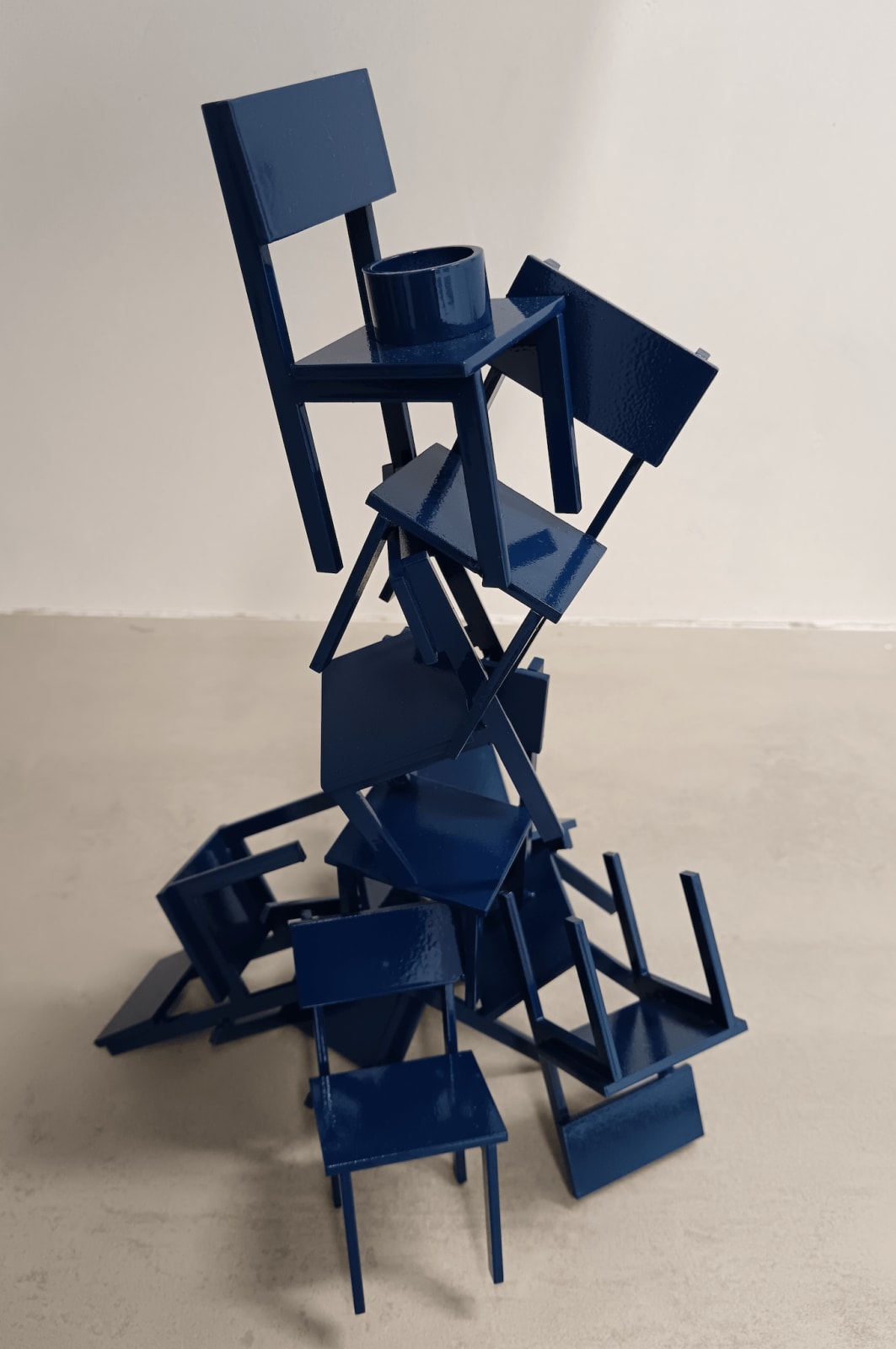 Dirk Duif, Chairholder: Wonky 1 Seater (V10)