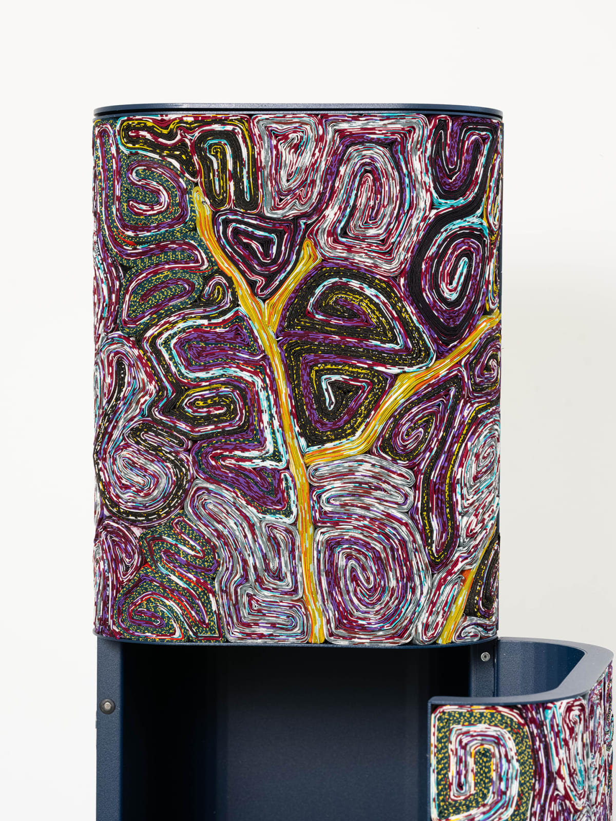 Simone Post, Highlander Column by Night