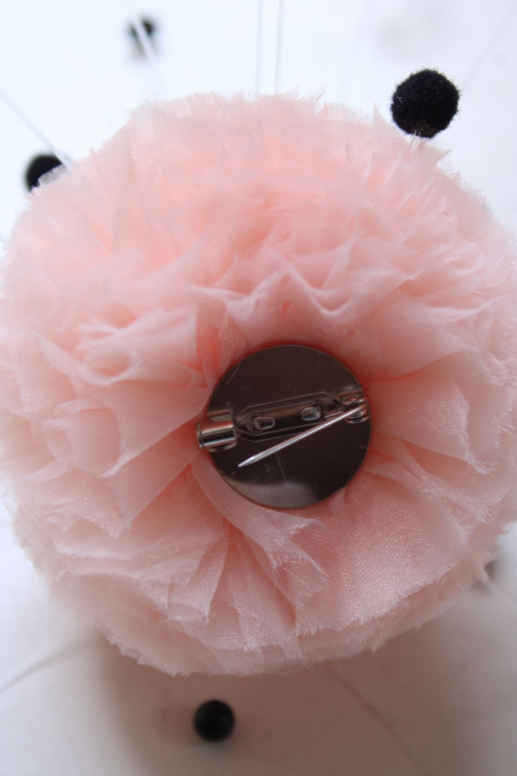 Sofie Aaldering, Pompom Brooch