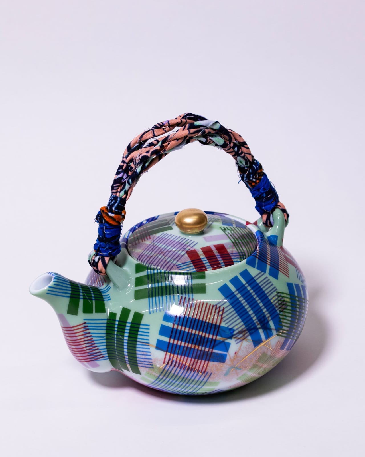 Simone Post, Teapot, 2024