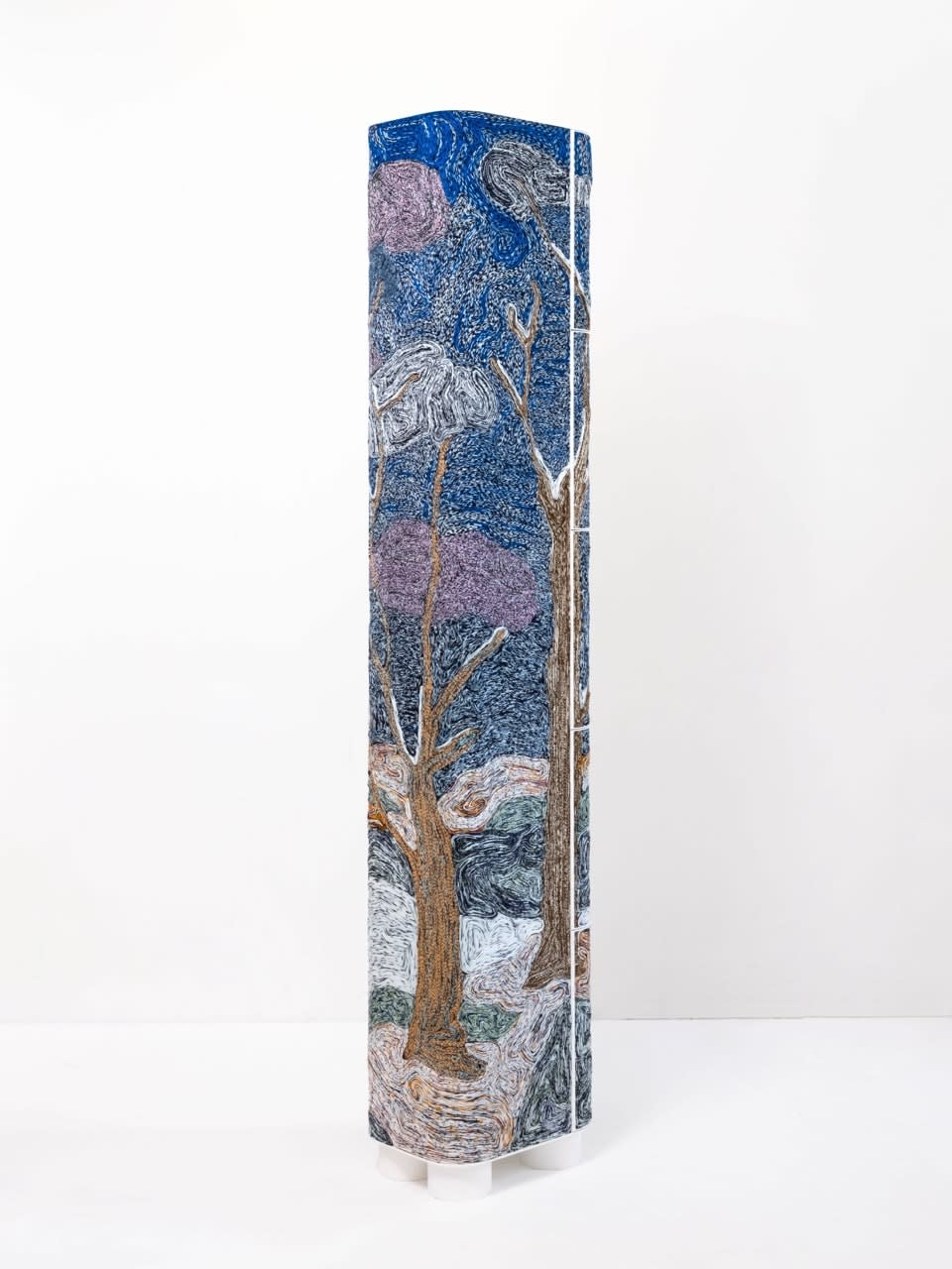 Simone Post, Frozen mists column, 2025