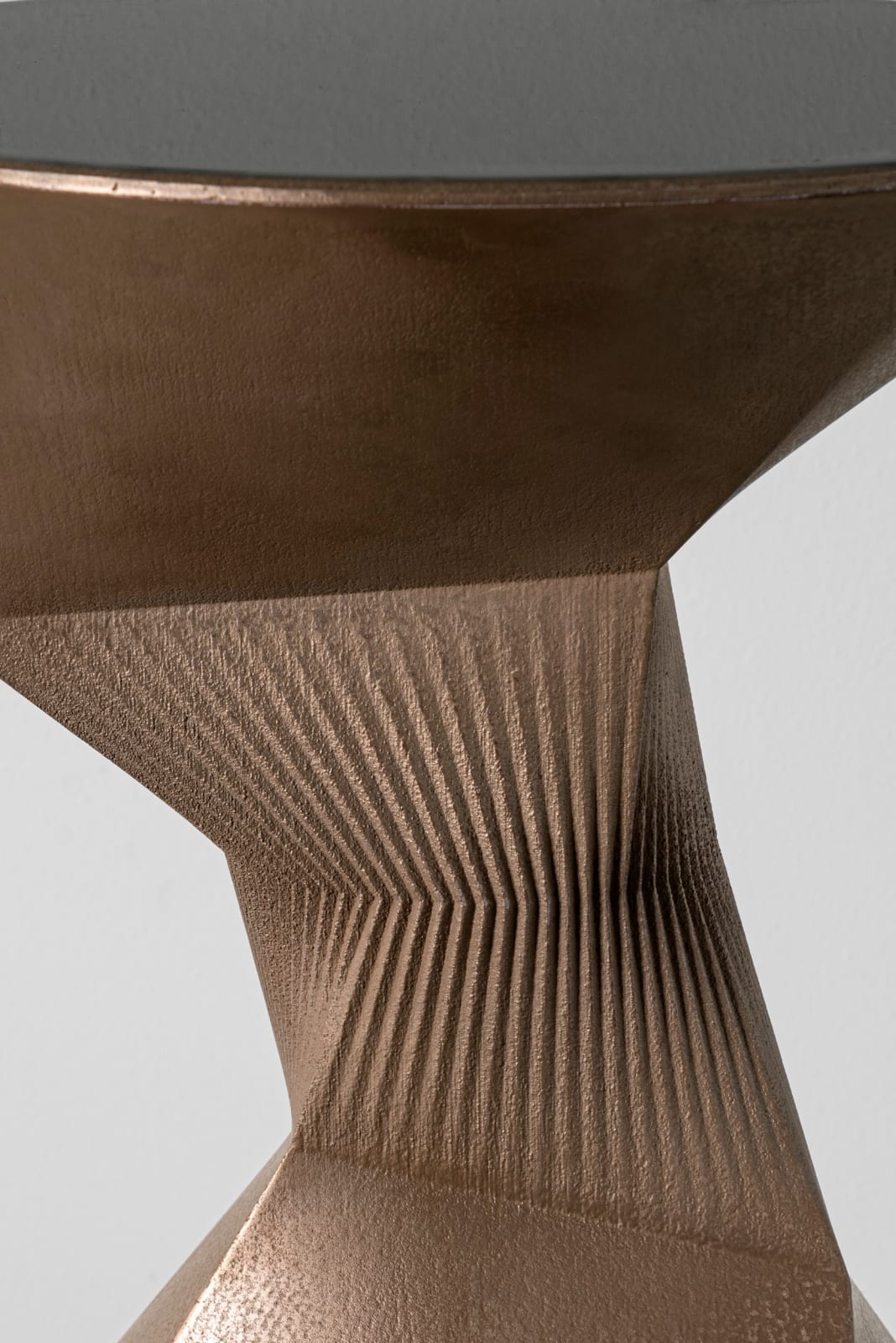 Rive Roshan, Sand in Motion Pleat Side Table Bronze