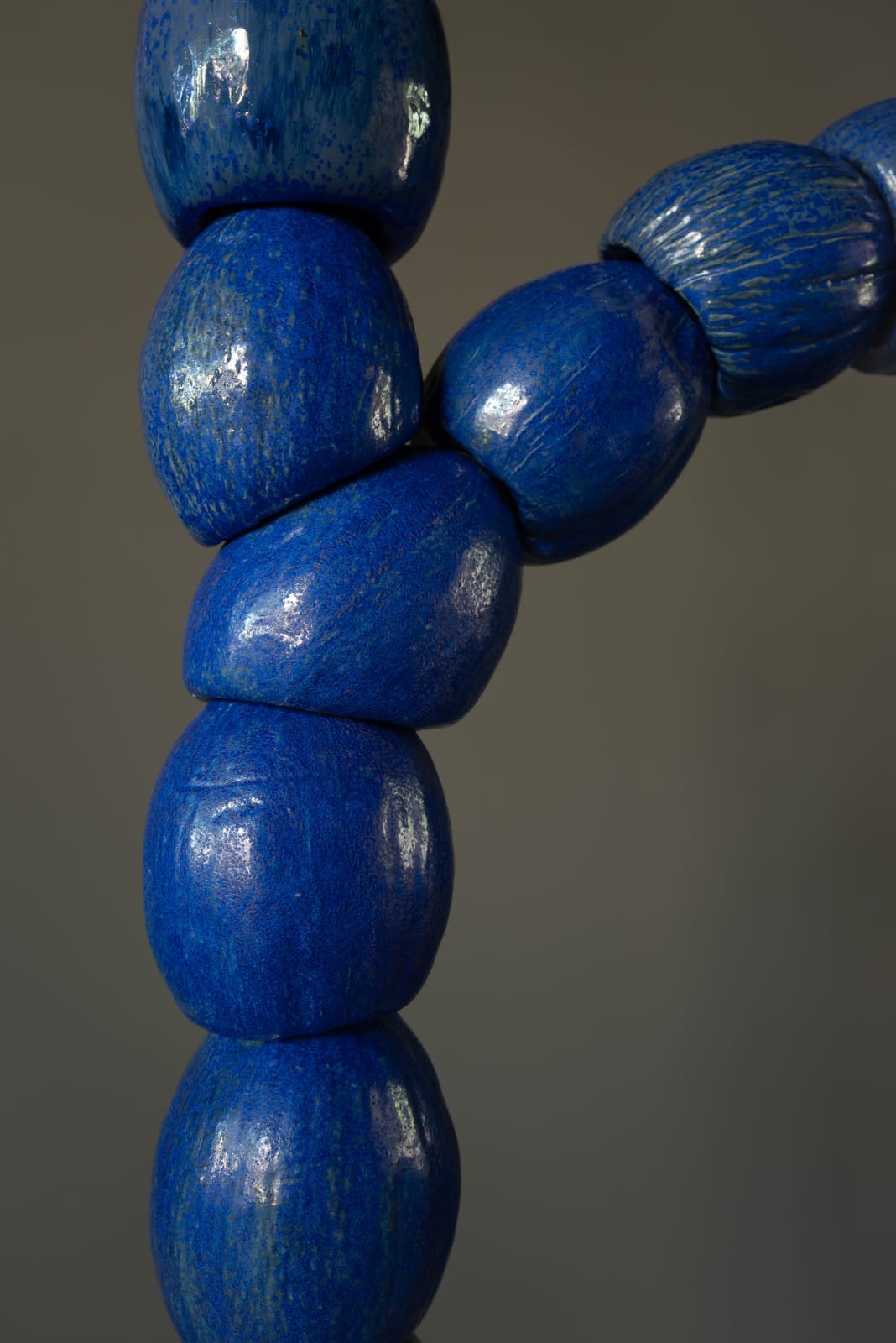 REM Atelier, Curved Totem - Blue