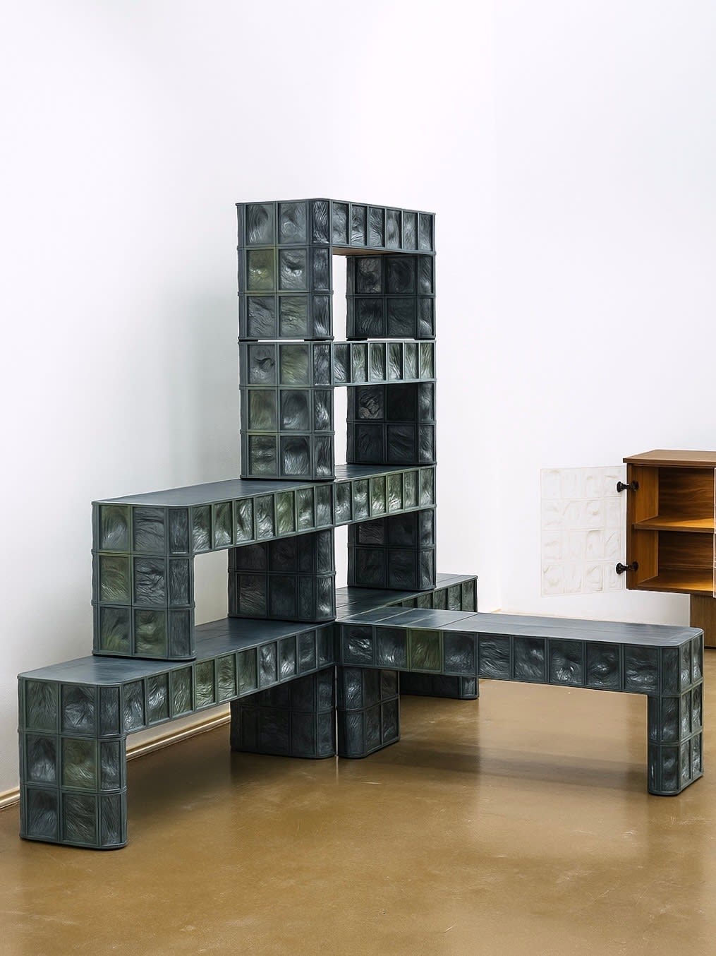 REM Atelier, Shifting Forms - blue/green