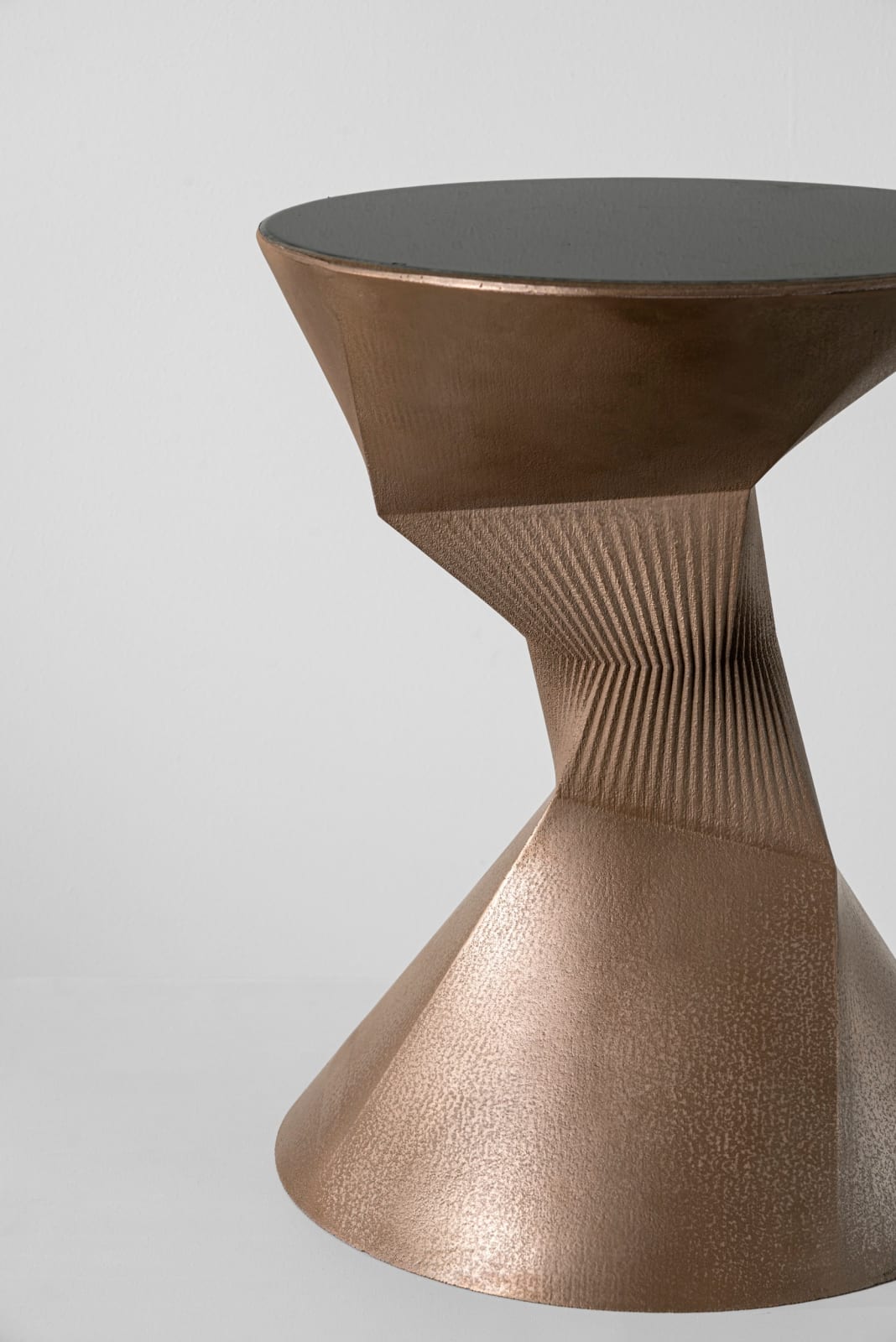 Rive Roshan, Sand in Motion Pleat Side Table Bronze