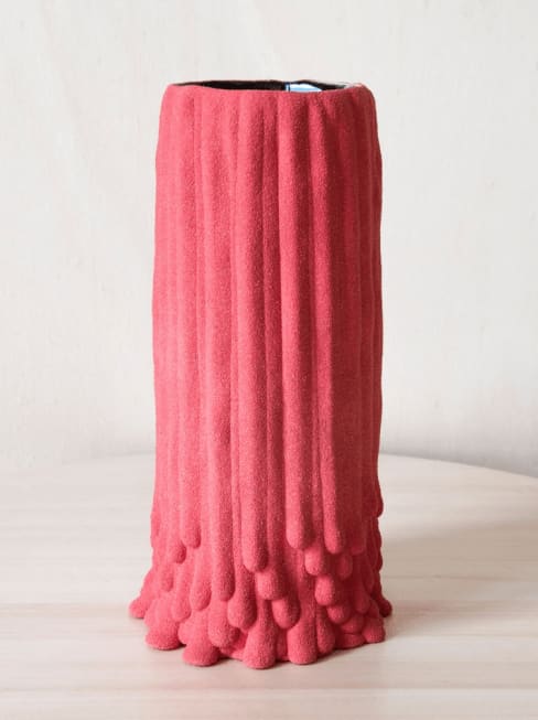 Cécile Bichon, Vases souche basaltique rose sablé au coeur noir brillant