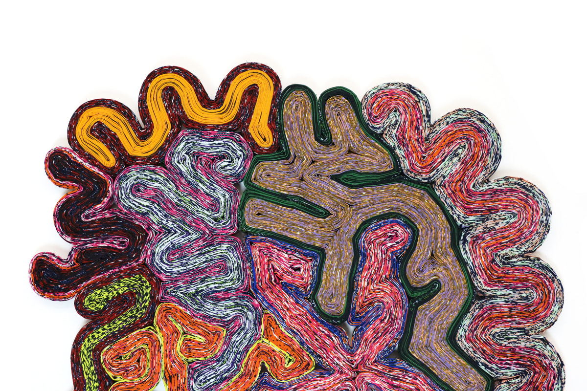 Simone Post, Flowerfield - Pink Totem