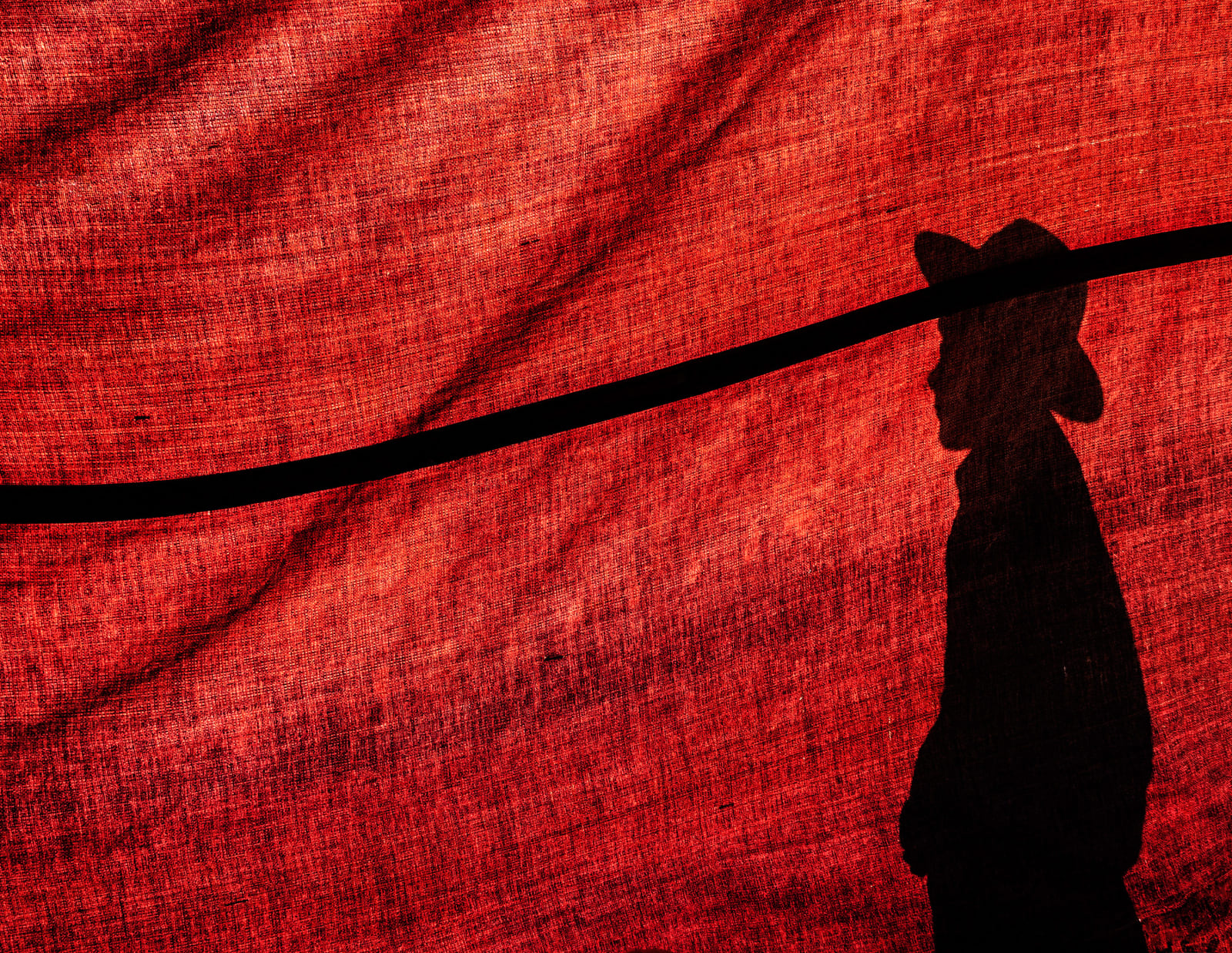 Tatchatrin Choeychom, YAR ZAR - The Silhouette