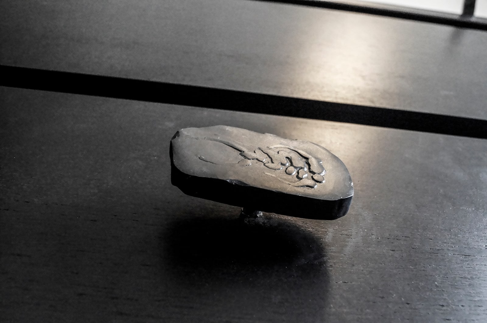 Studio Kloumi, Fossil Knob 6
