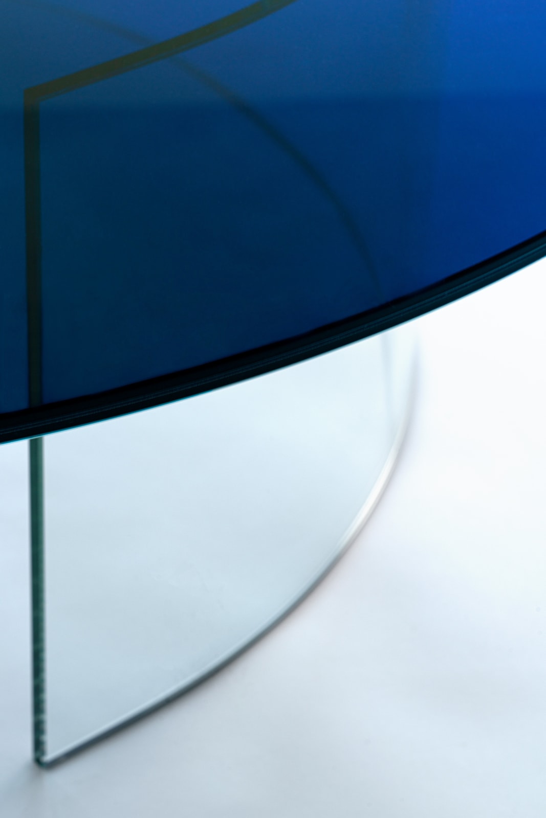 Rive Roshan, Colour Dial Curved table