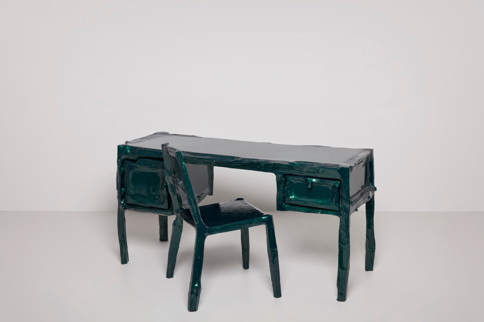 Teun Zwets, Splitted desk metallic green