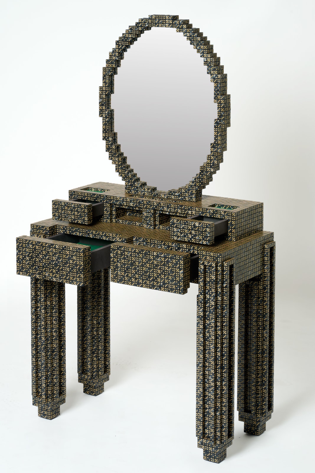 Diederik Schneemann, Lucky Dice Vanity Desk