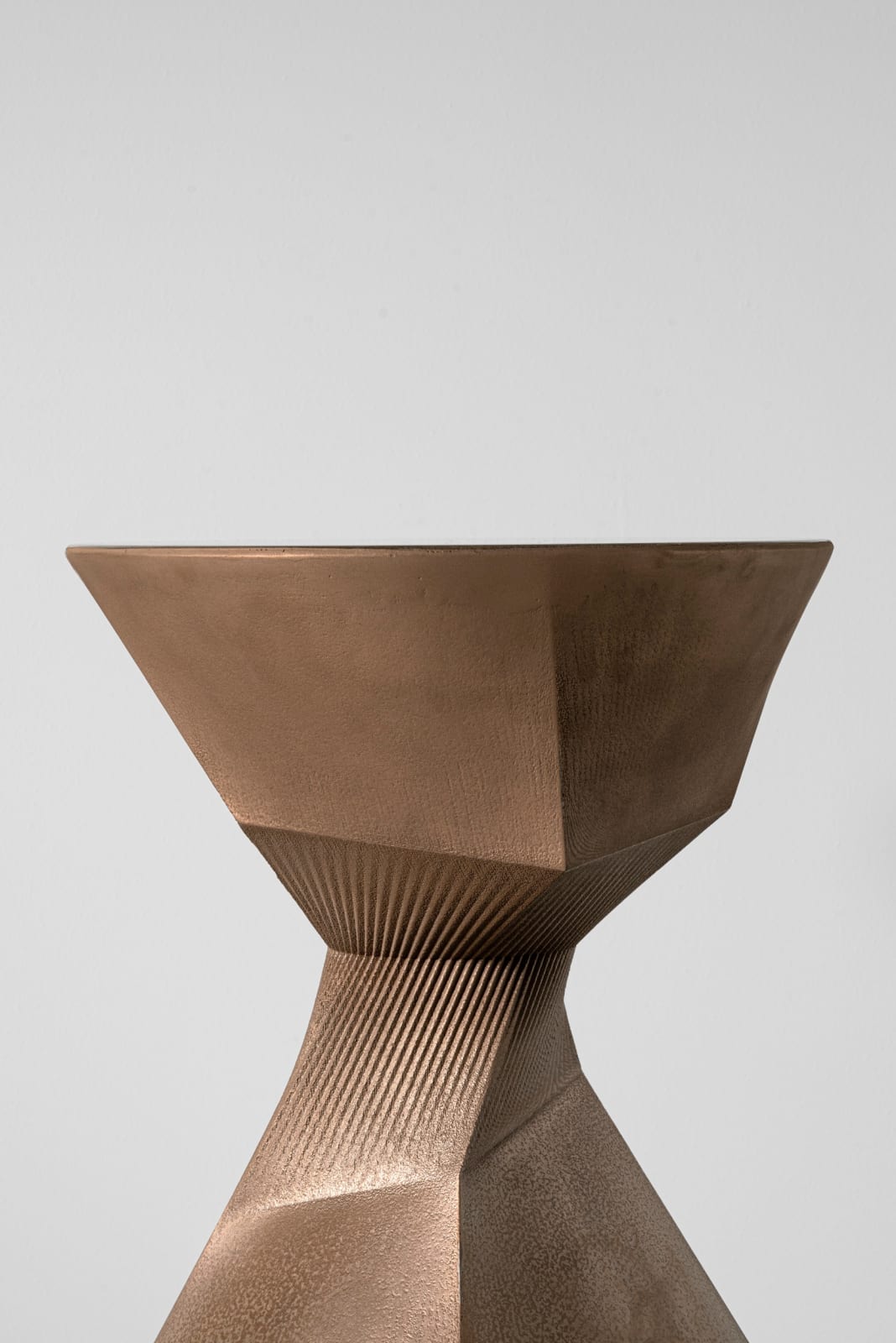 Rive Roshan, Sand in Motion Pleat Side Table Bronze