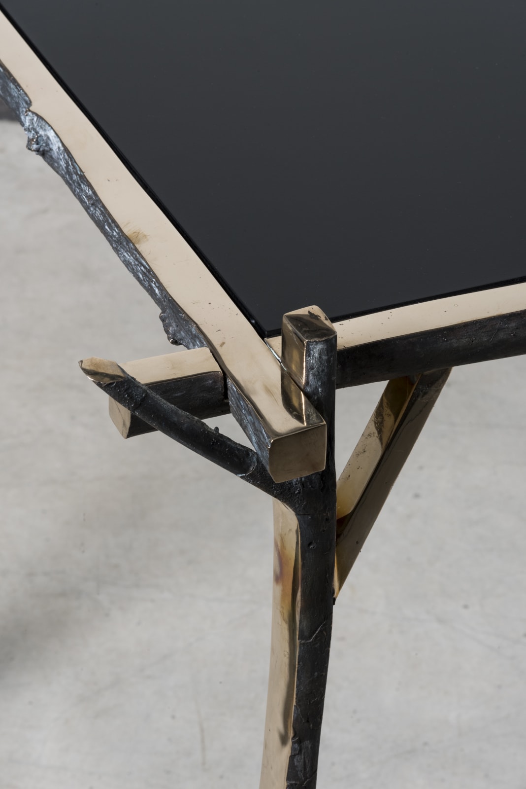 Joost van Bleiswijk, Civilised primitives - Desk
