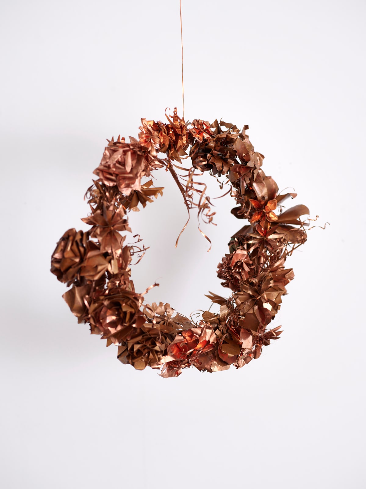 ektor garcia, copper sheet wreath, 2022