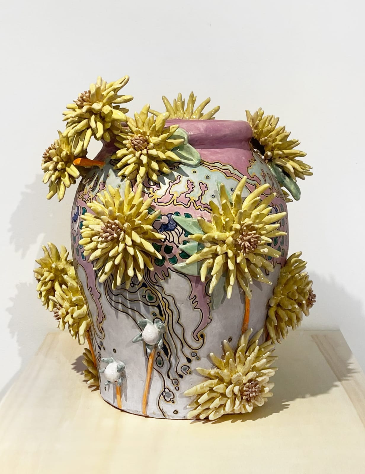 Fons van Laar, Vase Dahlia, Yellow (plateel), 2024