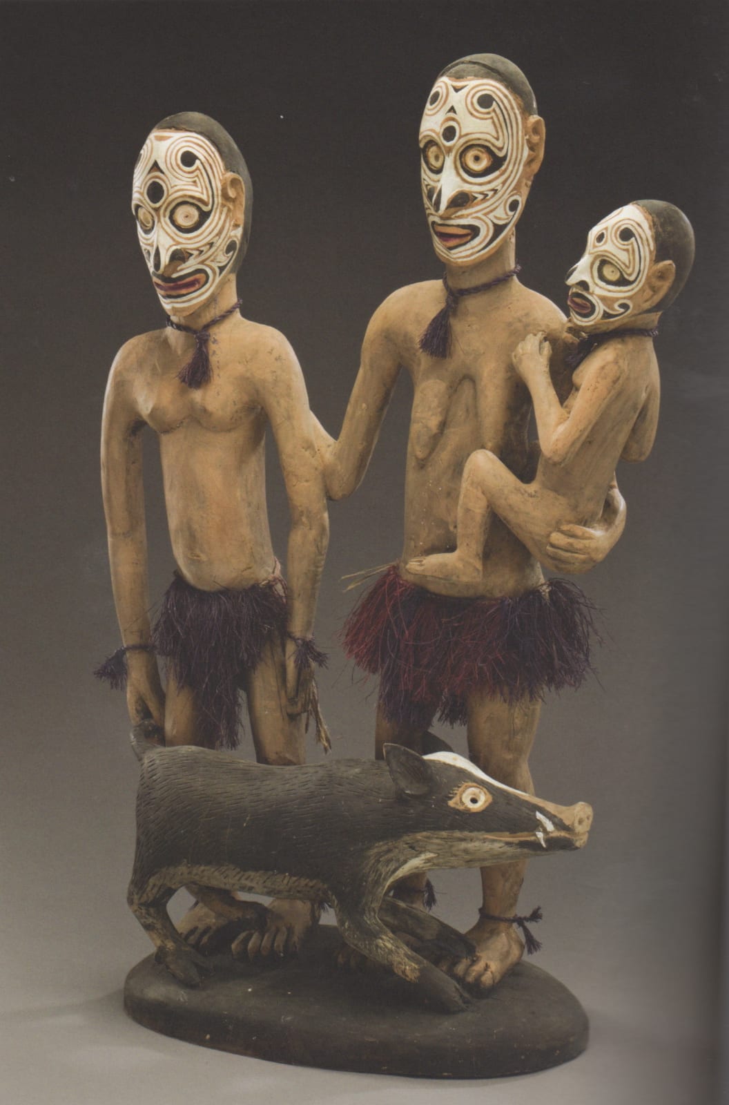 Kaua Gita, The Family