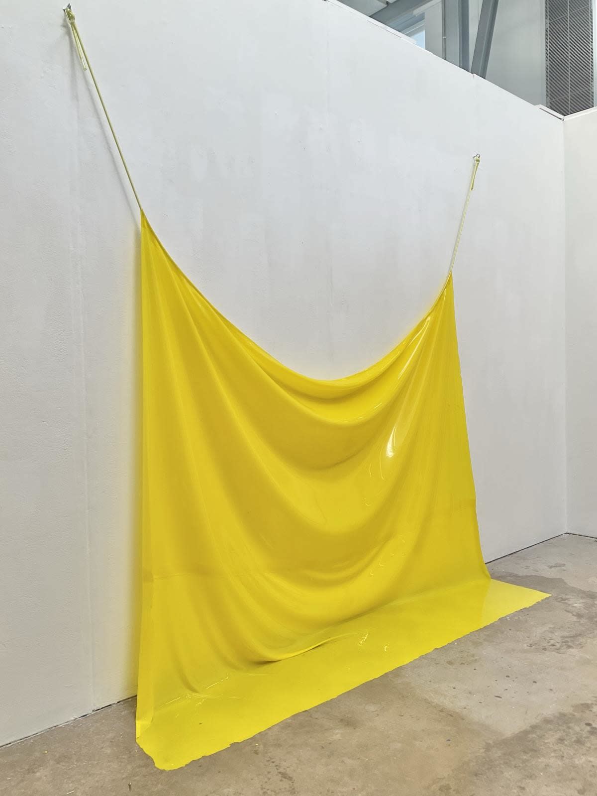 Ciarraí MacCormac, Seam (after Eva Hesse), 2023