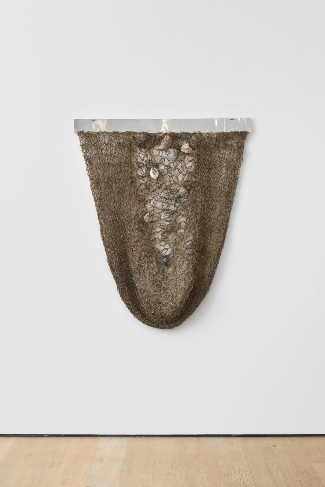 Barbara LEVITTOUX-ŚWIDERSKA, Silver Shells [Srebrne muszle], 1985