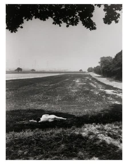 Jo SPENCE, Remodelling Photo History: Industrialization, 1981-82