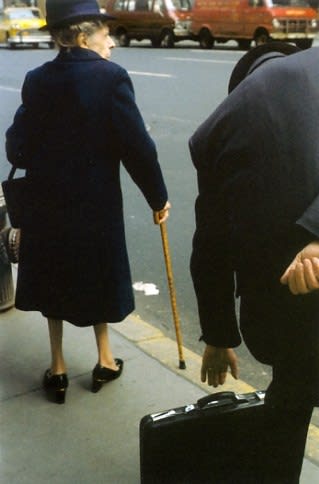 Helen Levitt, Untitled, New York (woman with hat and cane), 1974/1989