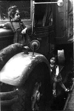 Helen Levitt, Untitled, New York (two girls sitting on truck), 1940