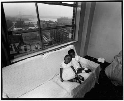 Bruce Davidson, Children on Couch With View of East 100th Street Neighborhood, 1966-68