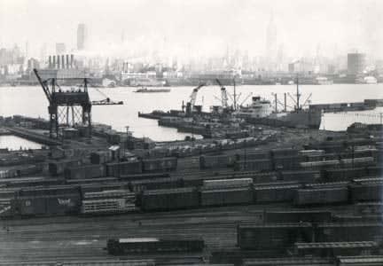 Todd Webb, Freight Yards NJ (57NY46-266), 1946