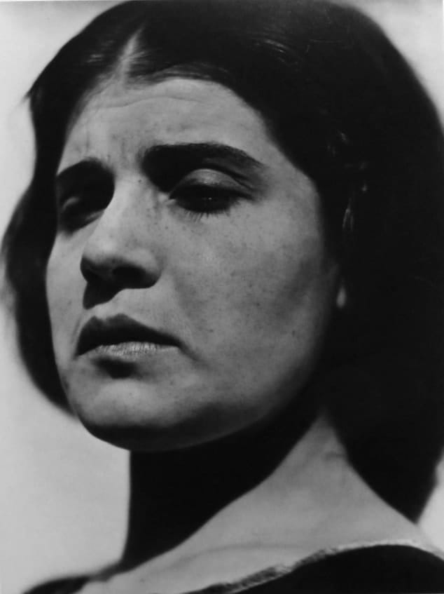 Edward Weston, Tina with tear, 1924