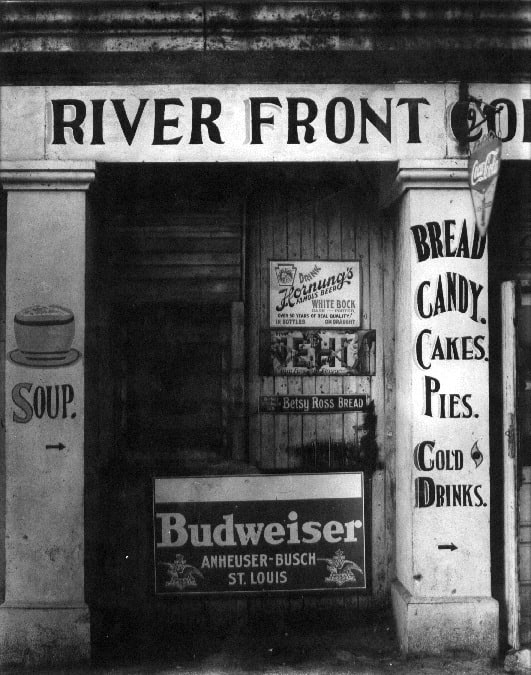 Walker Evans, River Front, ca. 1936