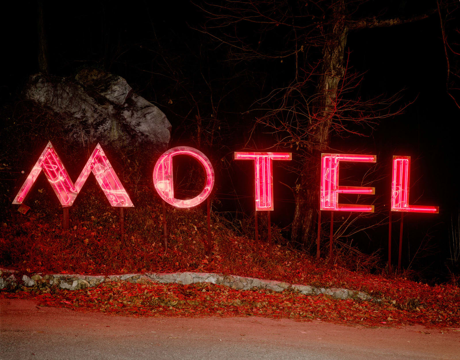 Jim Dow, "Motel” Sign, US 11, 41, 64 & 72, Chattanooga, TN, 1979