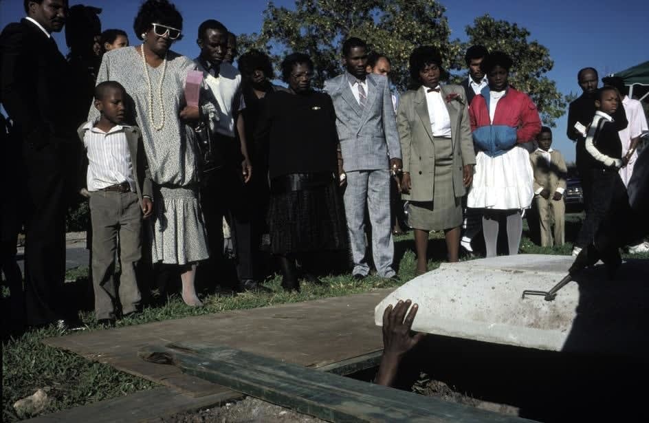 Alex Webb, Opa Locka, Florida (black family attending burial), 1989