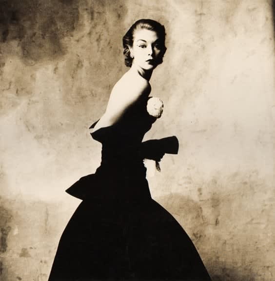 Irving Penn, Woman with Handkerchief (Jean Patchett), New York, 1951