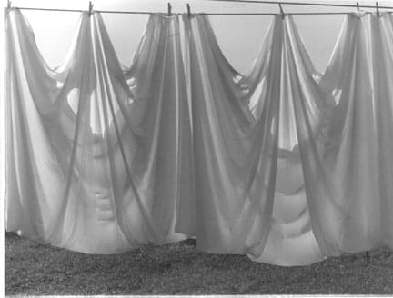 Ralph Steiner, A Look at Laundry