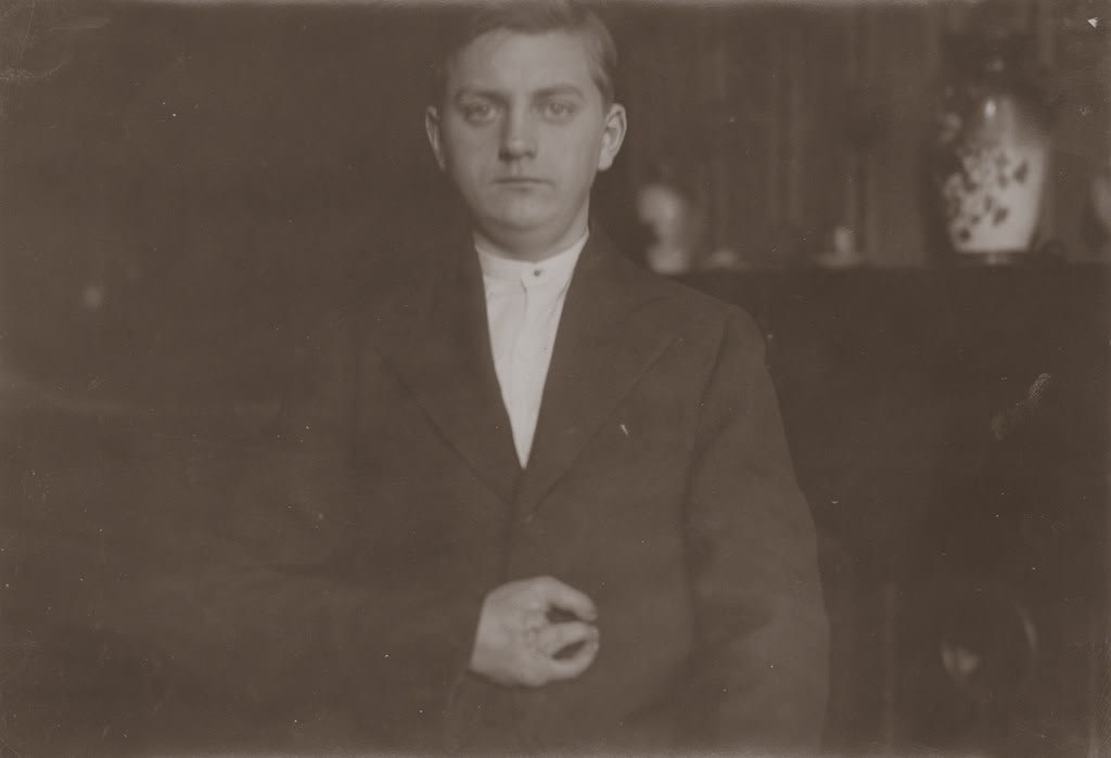 Lewis Wickes Hine, Portrait of Frank Wiegel, Brooklyn, New York, January, 1916