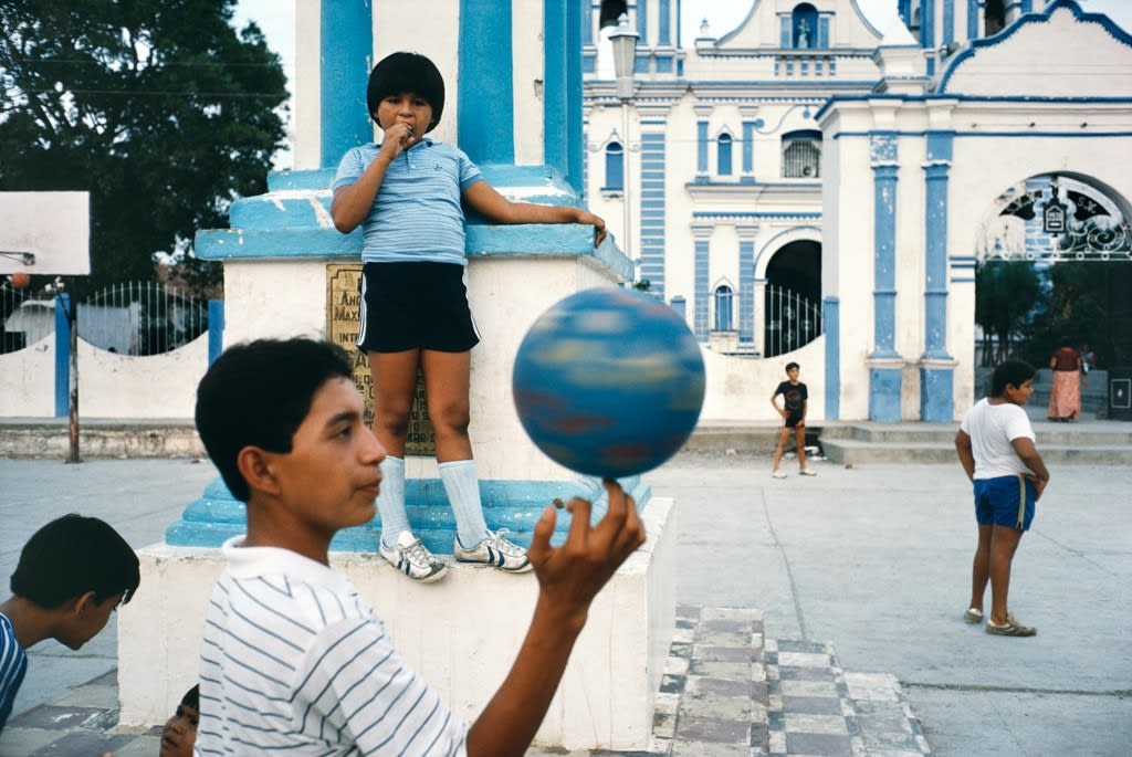 Alex Webb, Tehuantepec, 1985