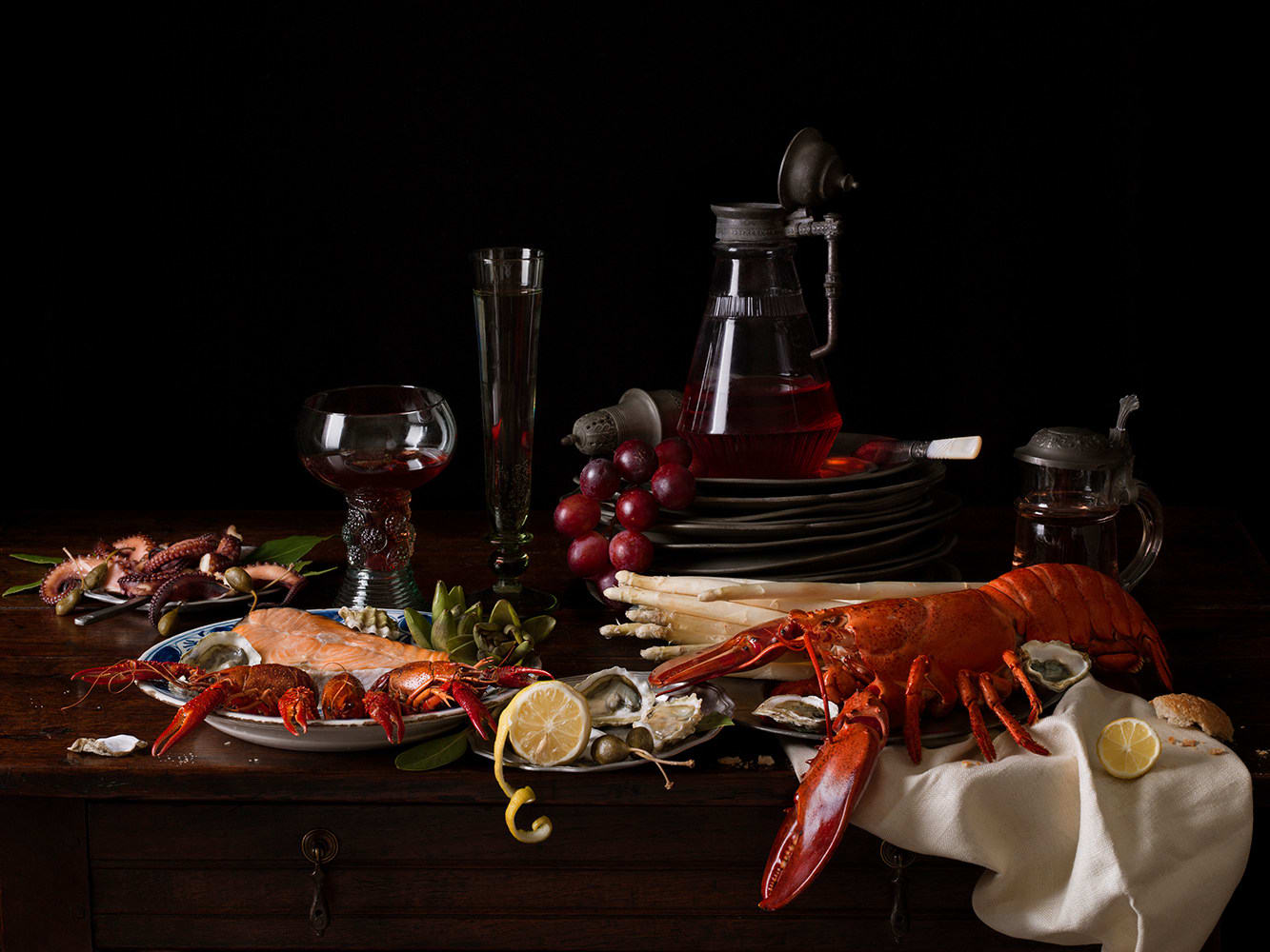 Paulette Tavormina, Still Life with Lobster and Crayfish, 2019