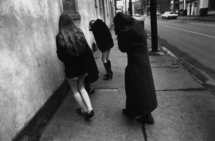 Mark Cohen, Girls flinching and hiding faces, 1972/2006