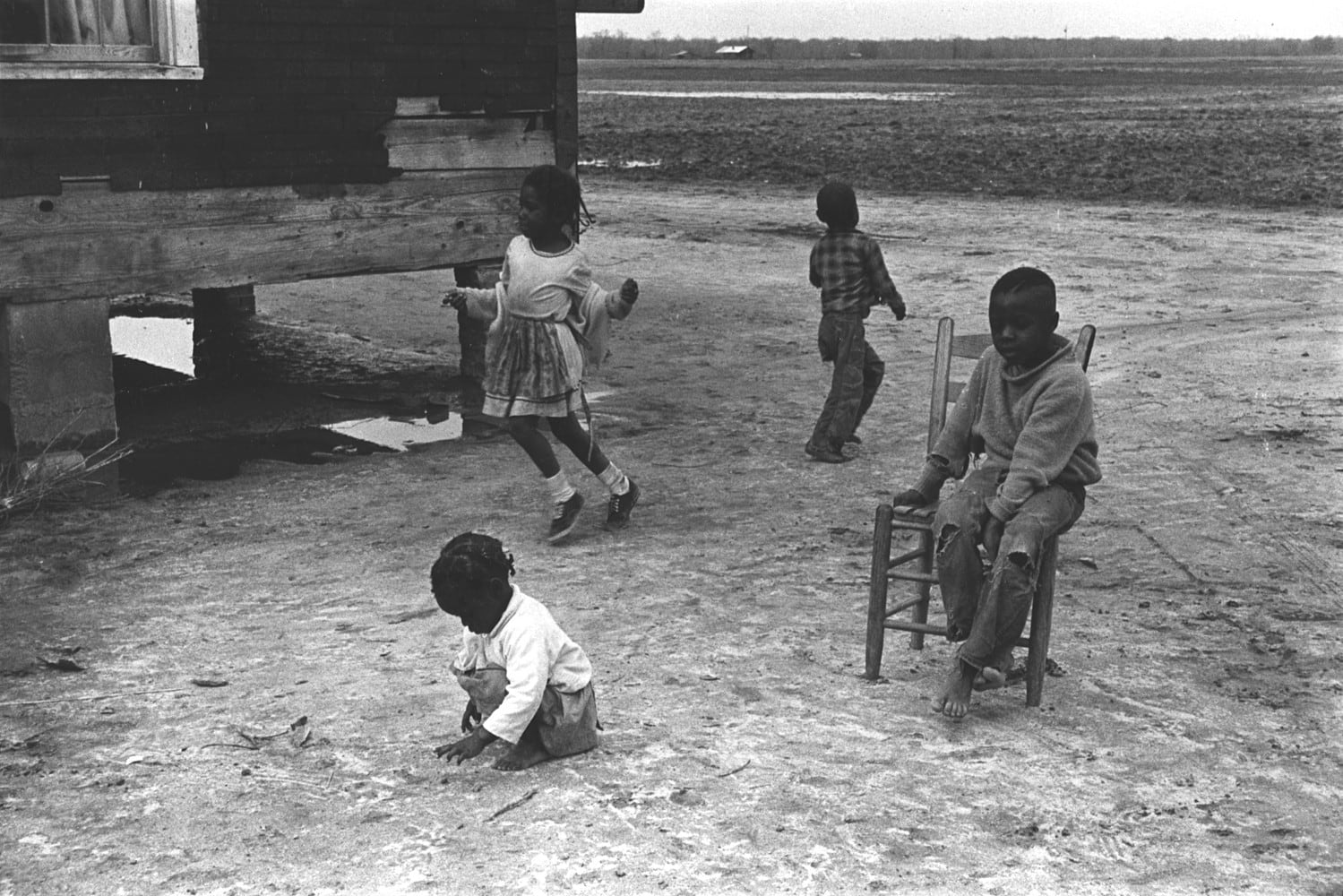 Constantine Manos, Untitled, Sharecroppers, South Carolina 21 prints PLACEHOLDER, 1965