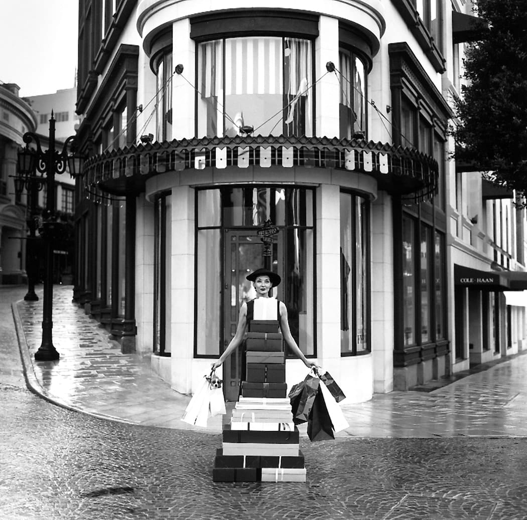 Rodney Smith, Woman with chihuahua on Rodeo Drive, Beverly Hills, CA