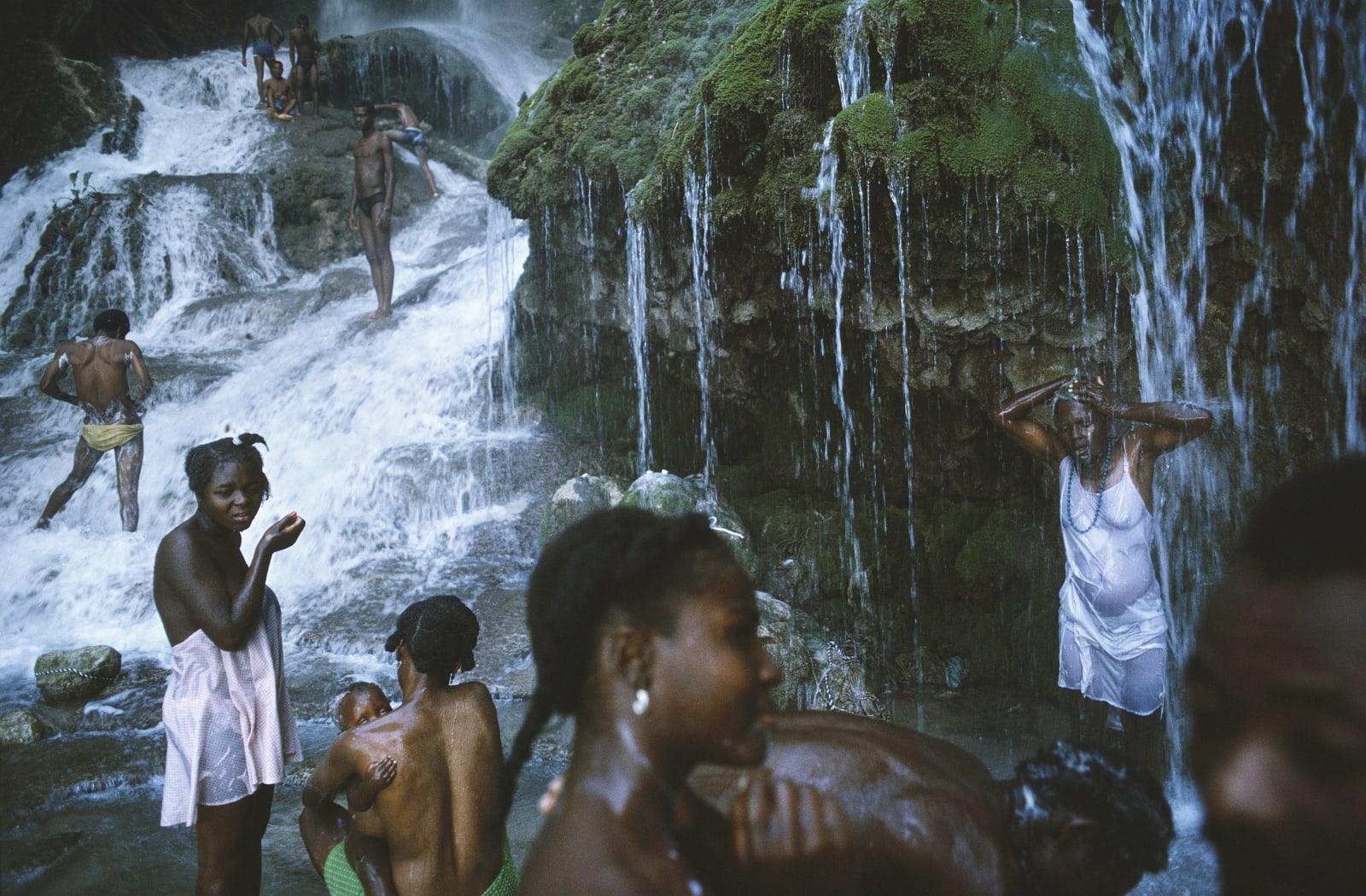 Alex Webb, Saut d'Eau, Haiti, 1987