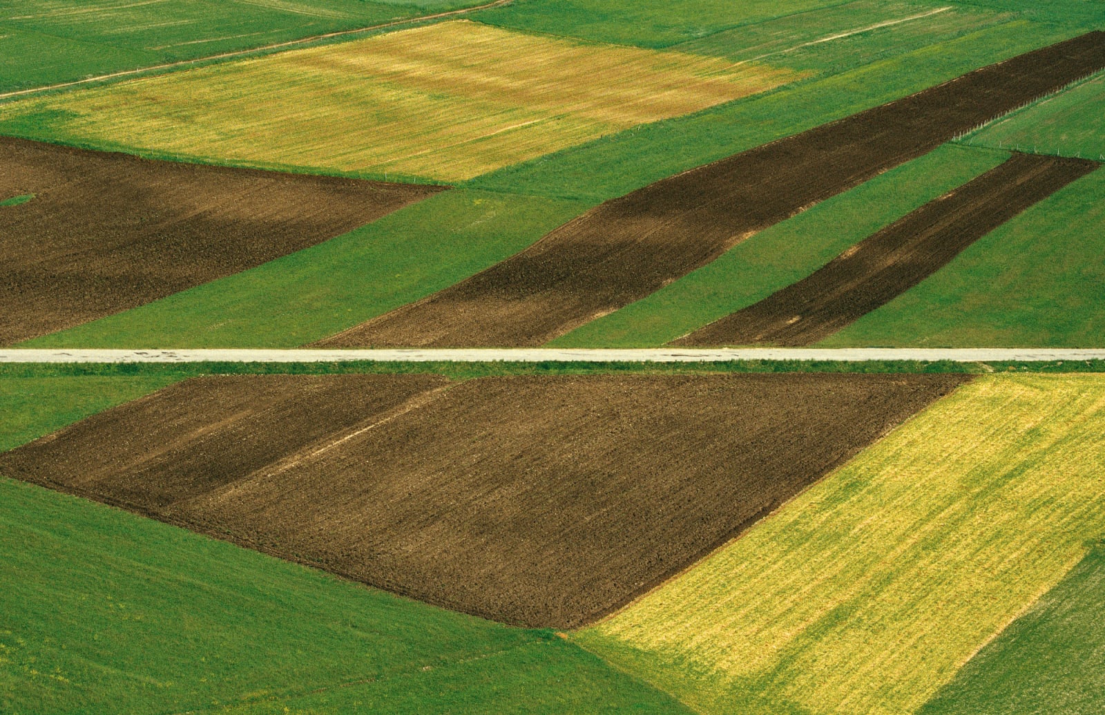 Franco Fontana, Parco dei Sibillini, 1994