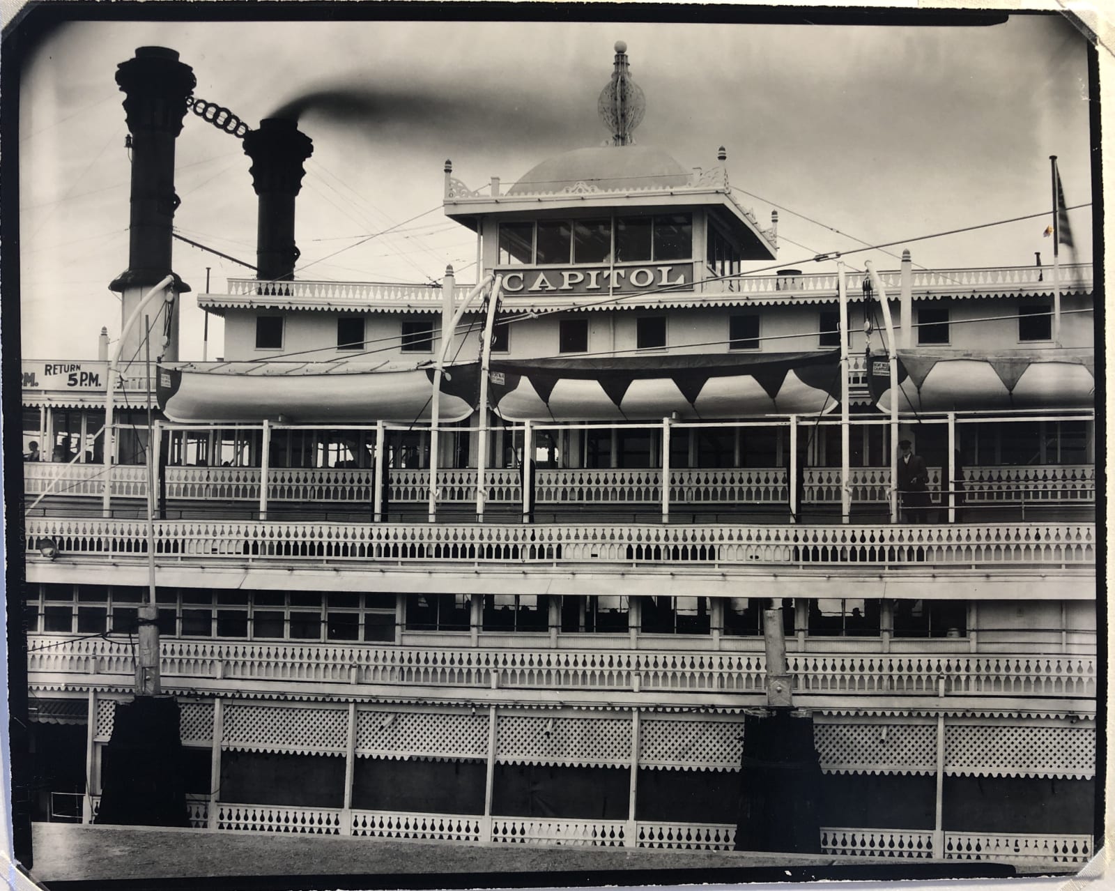 Walker Evans, Louisiana Riverboat'Capitol', 1935