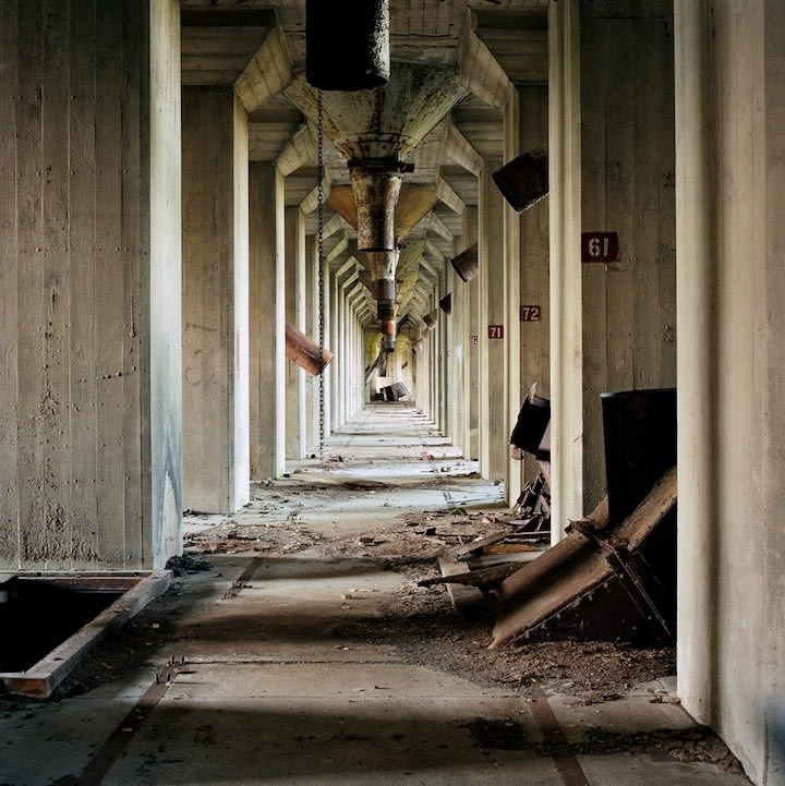 Wendy Burton, Grain Elevator II [Interior], Buffalo, New York, 1998